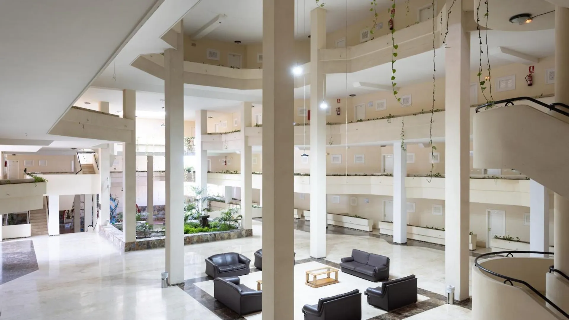 Encantador Apartamento Con Vistas Al Jardin En Puerto De La Cruz Spain